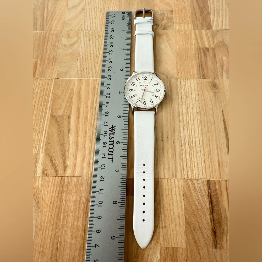 VAVC men’s silver tone white leather watch NEW BATTERY